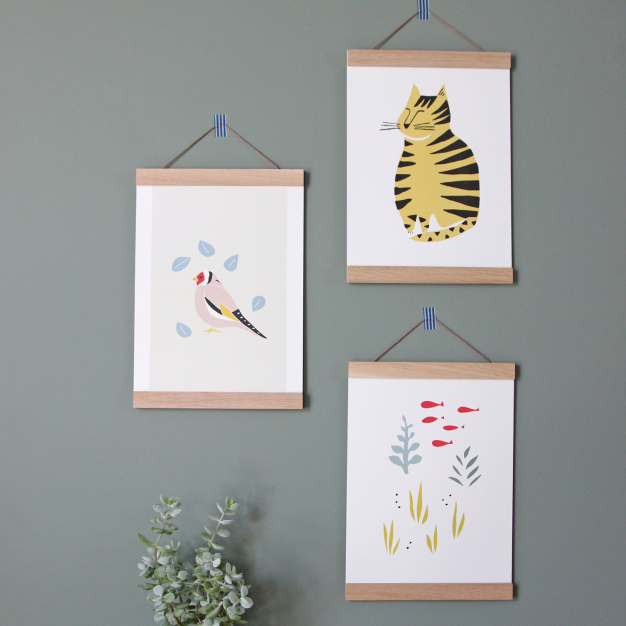 Monsieur Papier - Magnetic poster holder  portrait